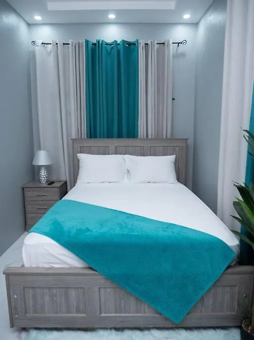 Kgap Ranch,3 Bedrooms May Pen 0*,